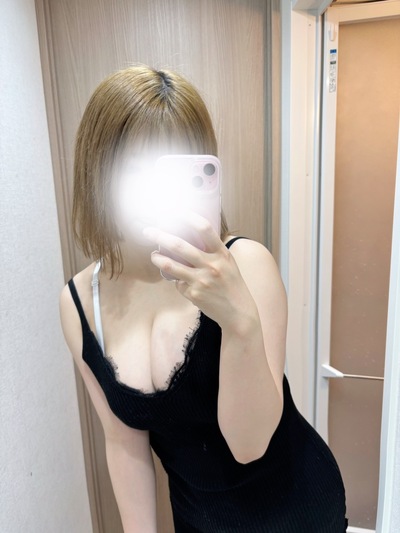 綾瀬えなさんの写真